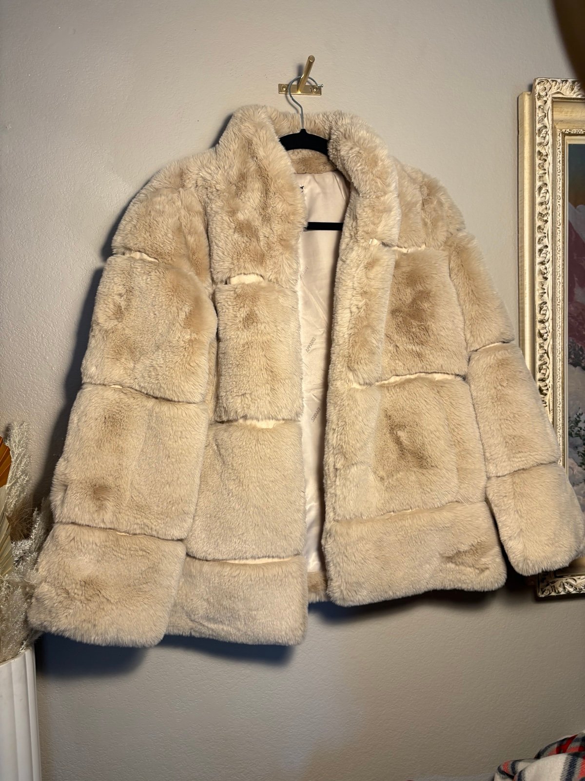 Apparis Women’s Skylar Latte Faux Fur Coat (M)