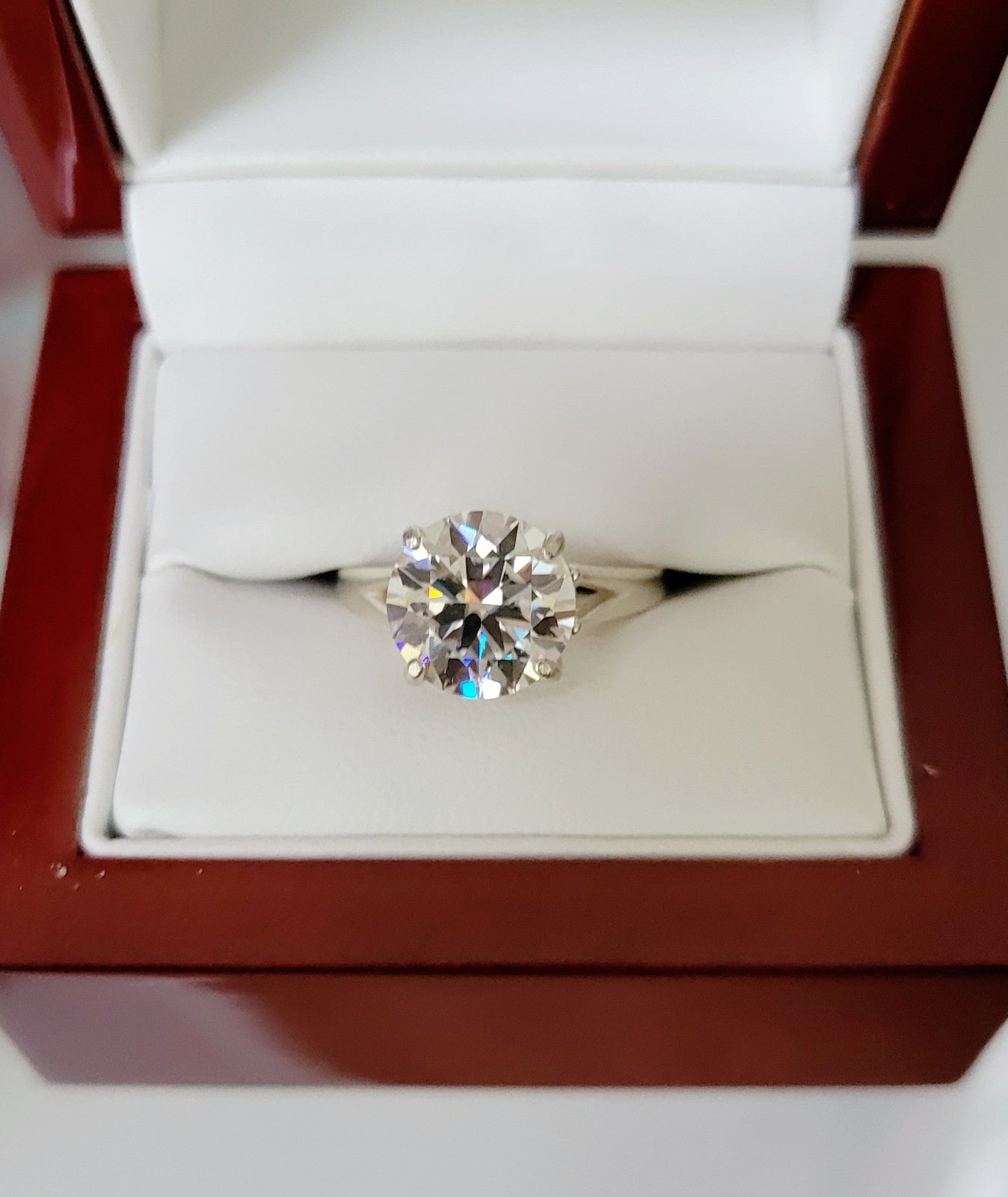 New 4ct Certified Moissanite Ring, Size 7