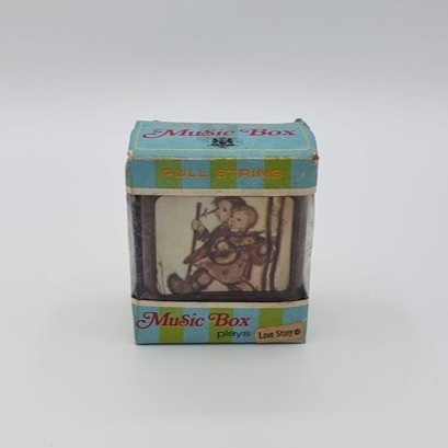 Chadwick & Miller 1973 Vintage Pull String Music Box - Plays Love Story Song
