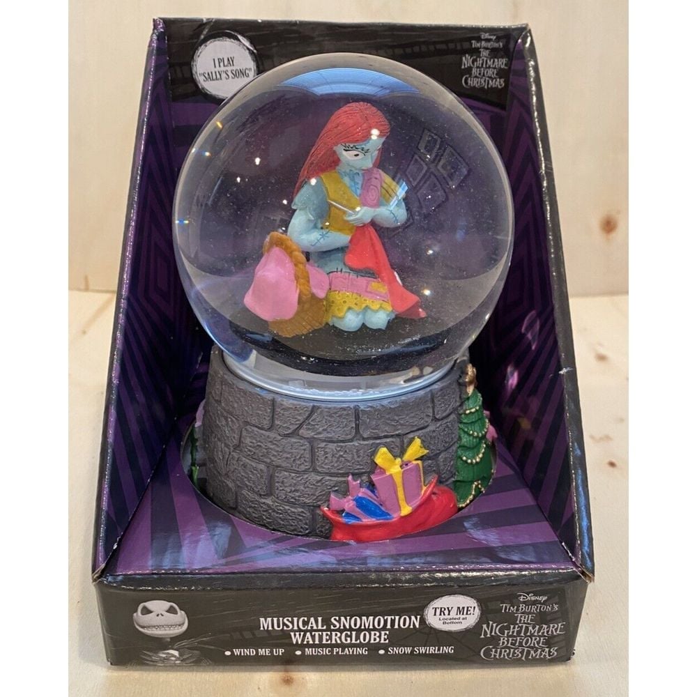 Nightmare Before Christmas Sally Musical Snomotion Water Globe New in Box