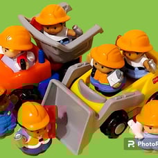Fisher Price Little People CONSTRUCTION WORKERS CONTRACTORS BULLDOZER DUMP TRUCK