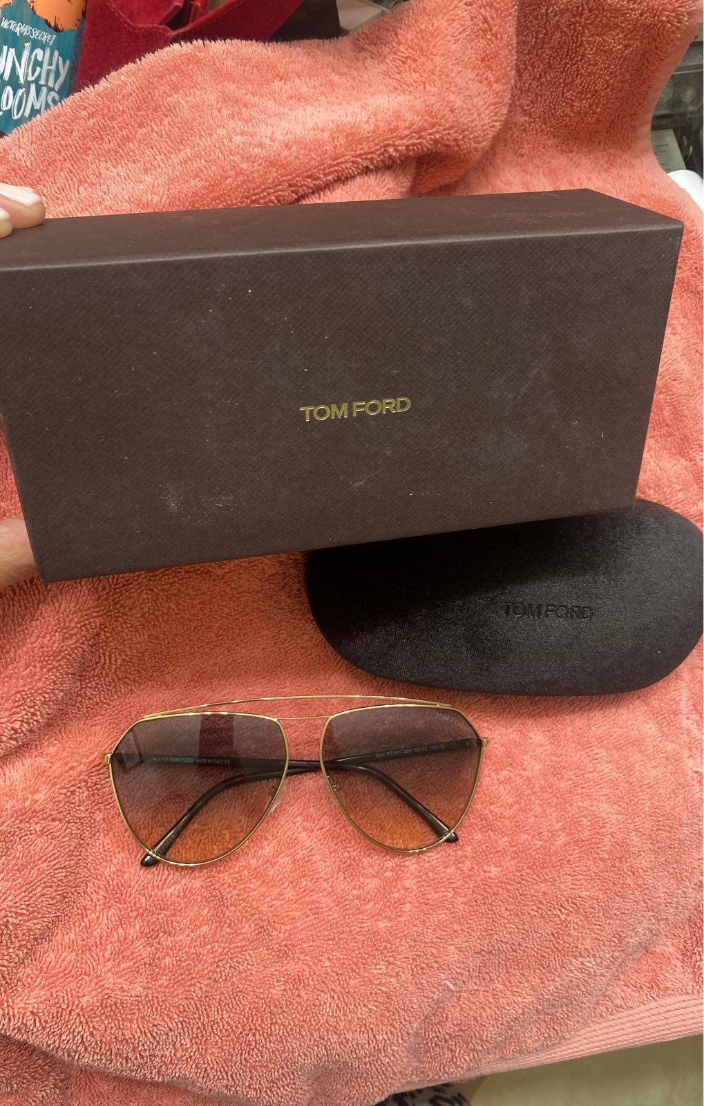 Tom Ford sunglasses ( Authentic )