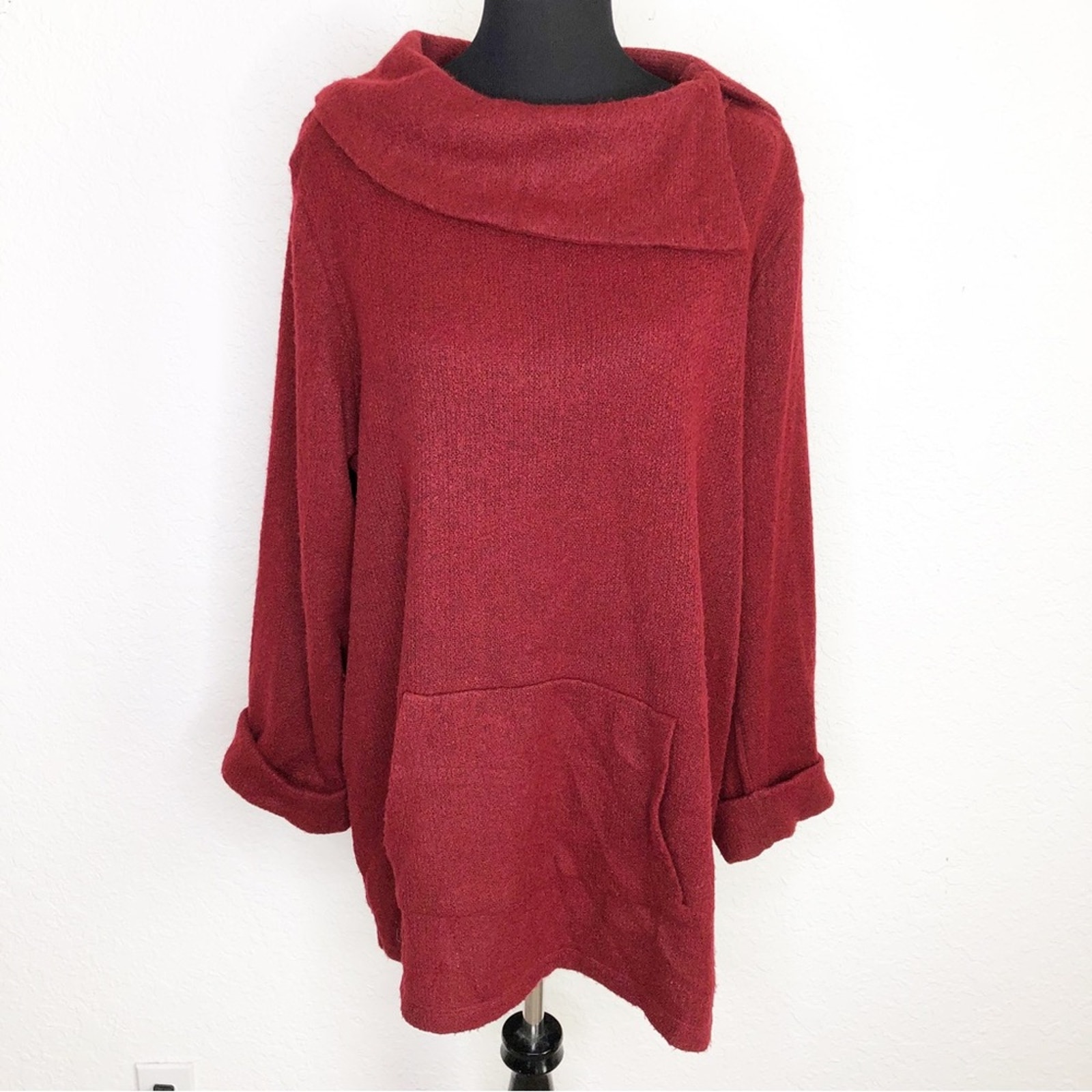 Soft Surroundings deep red slit collar tunic sweater size 1X