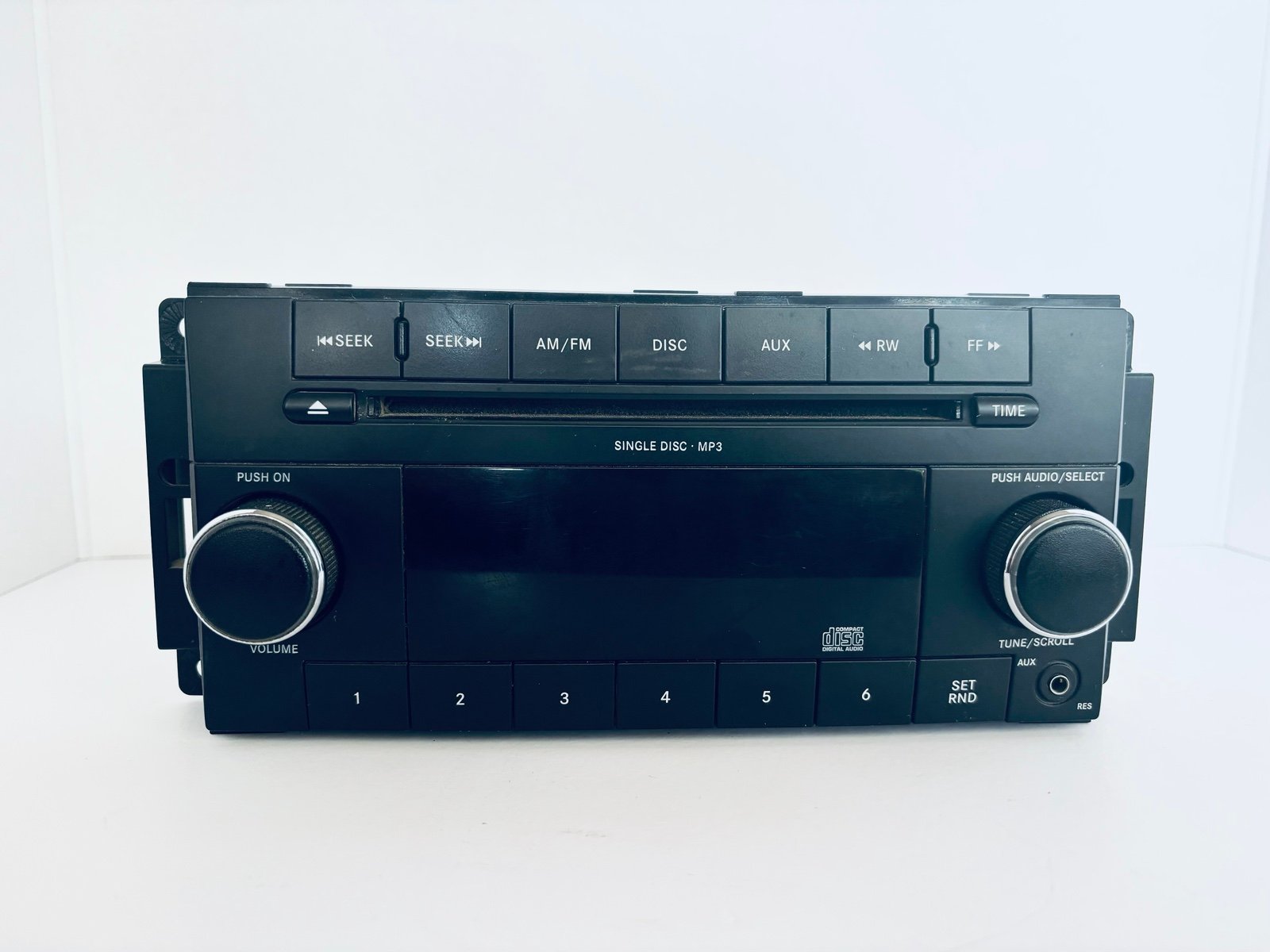 Chrysler Dodge Jeep RES Radio Cd Player P05091224AD Untested