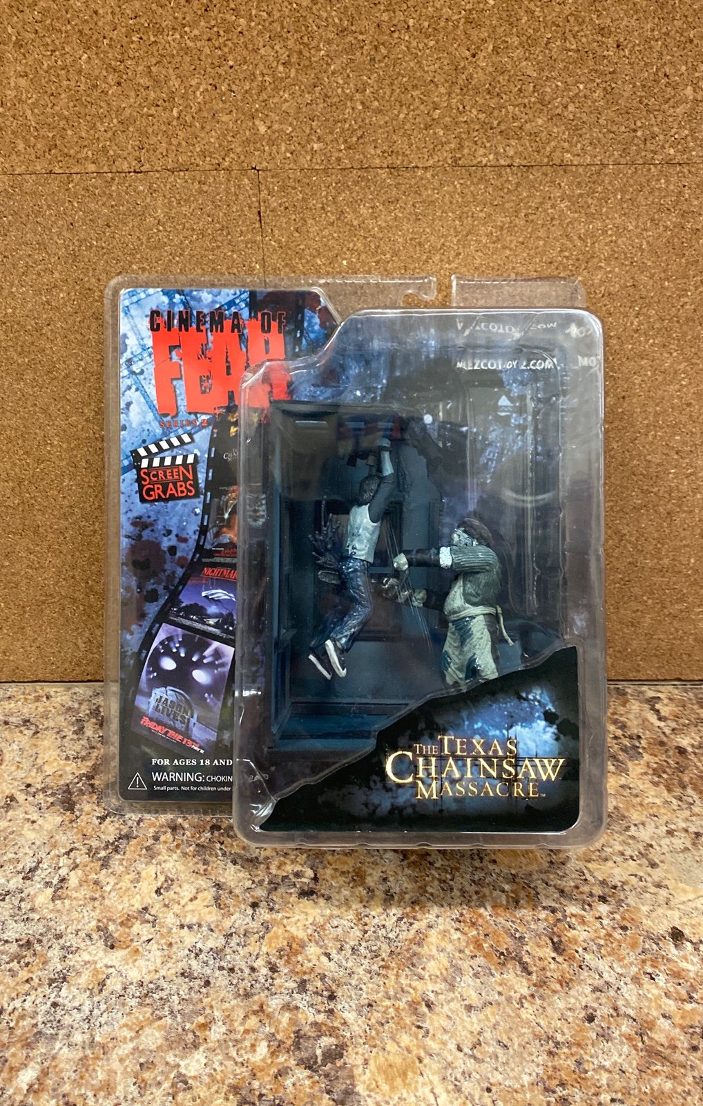 Mezco Texas Chainsaw Massacre Dark Variant