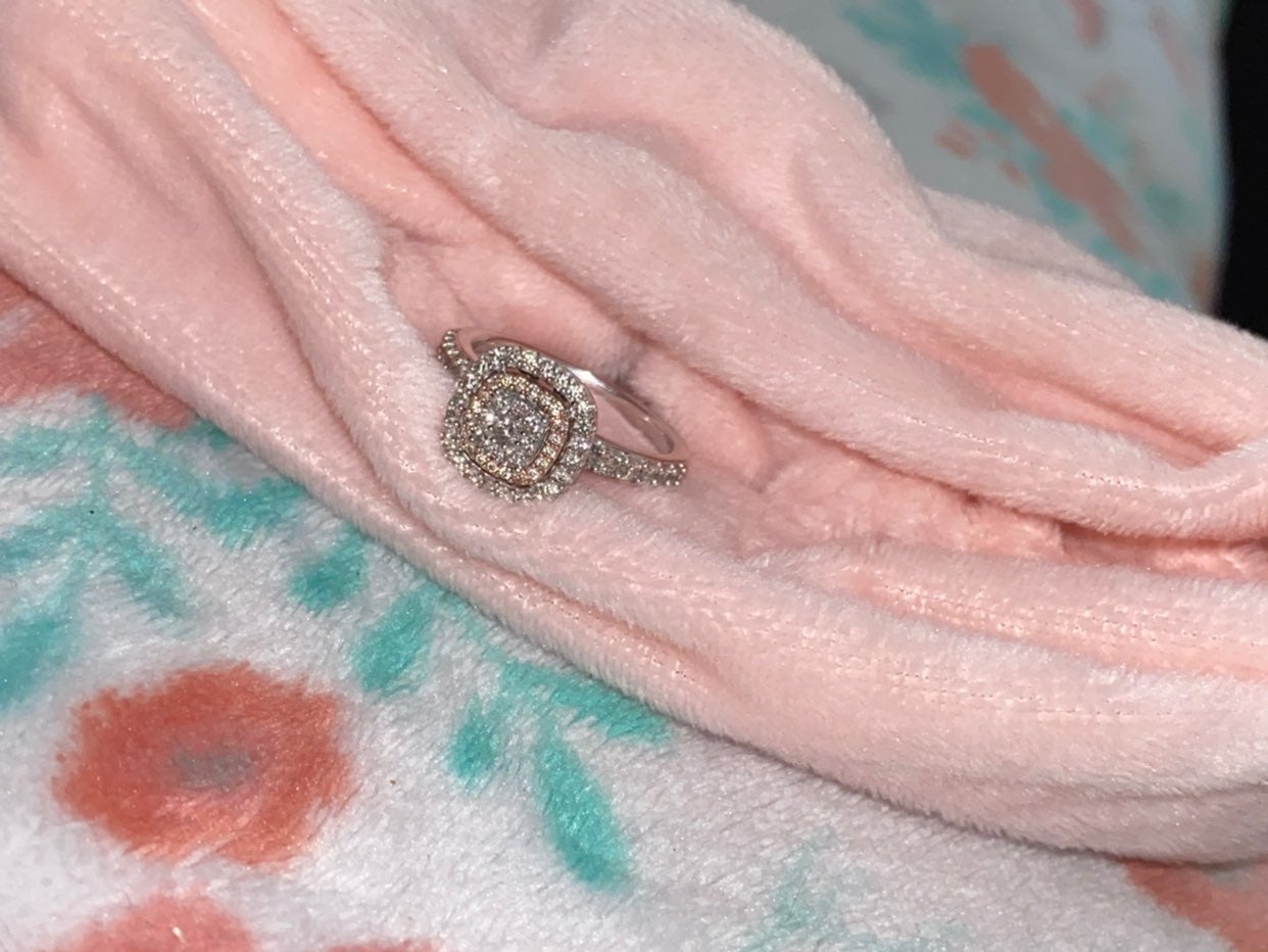 White gold diamond ring