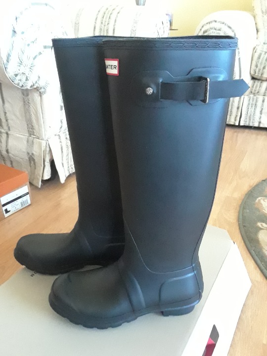 NEW Hunter Original Tall Wellies in Size 8