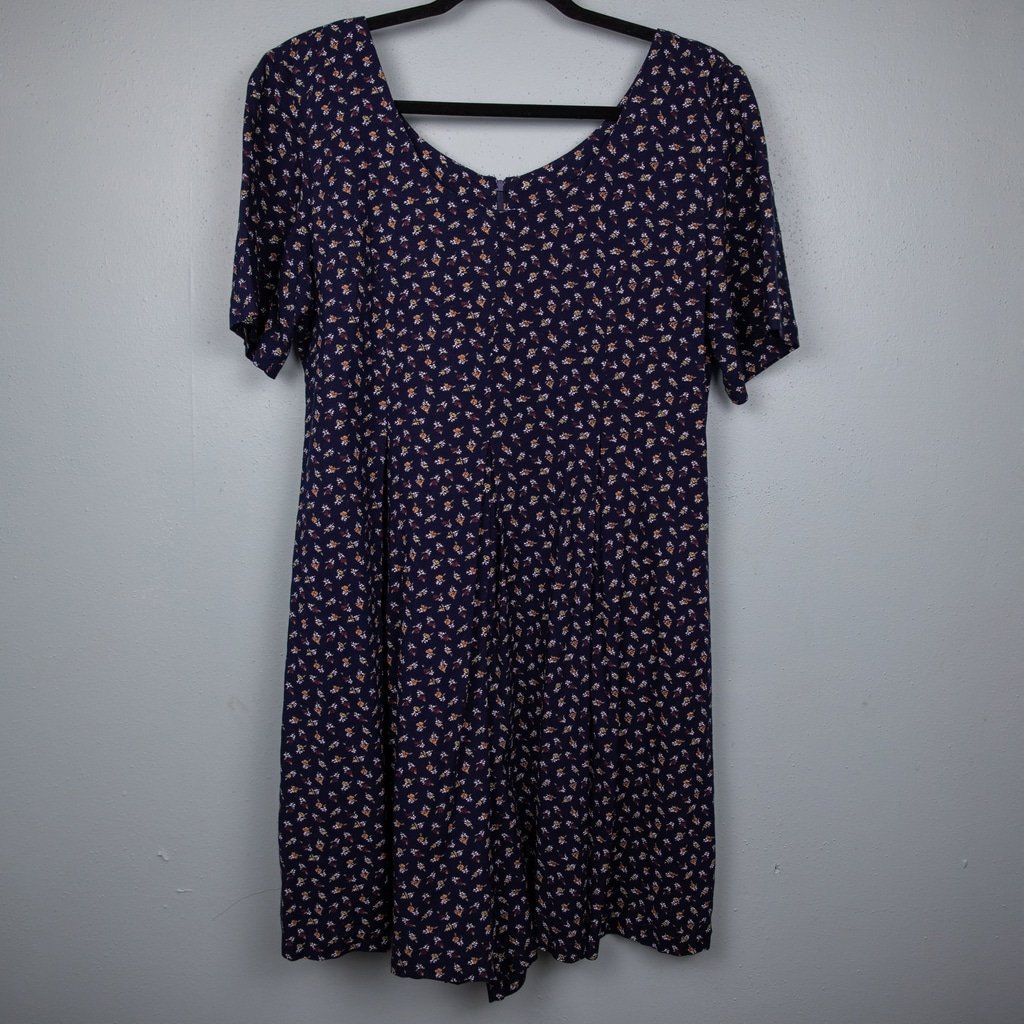 90s All that Jazz ditzy floral navy romper-11/12