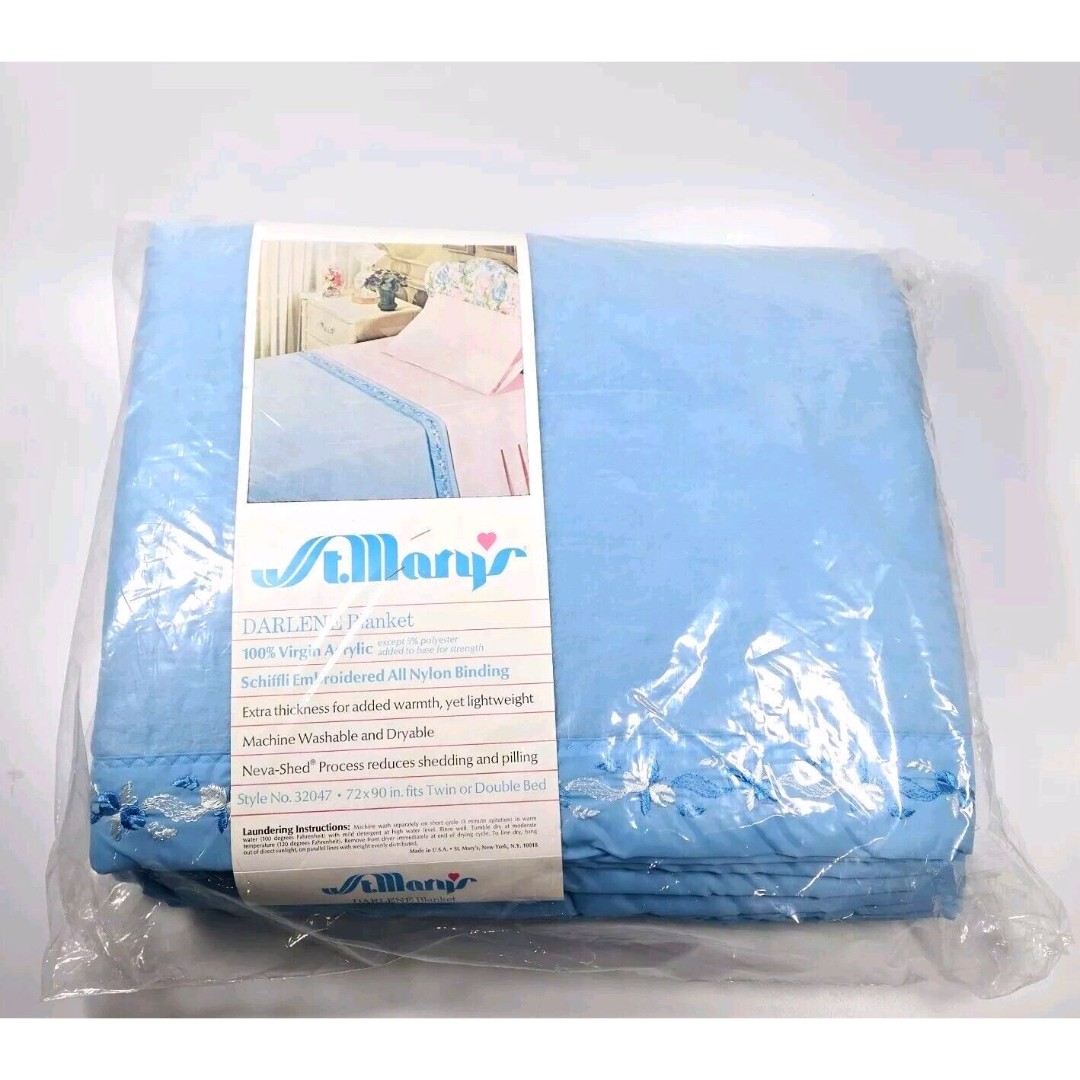 St Marys Vintage Darlene Blanket Embroidered Nylon Trim 72x90 Blue Twin Double