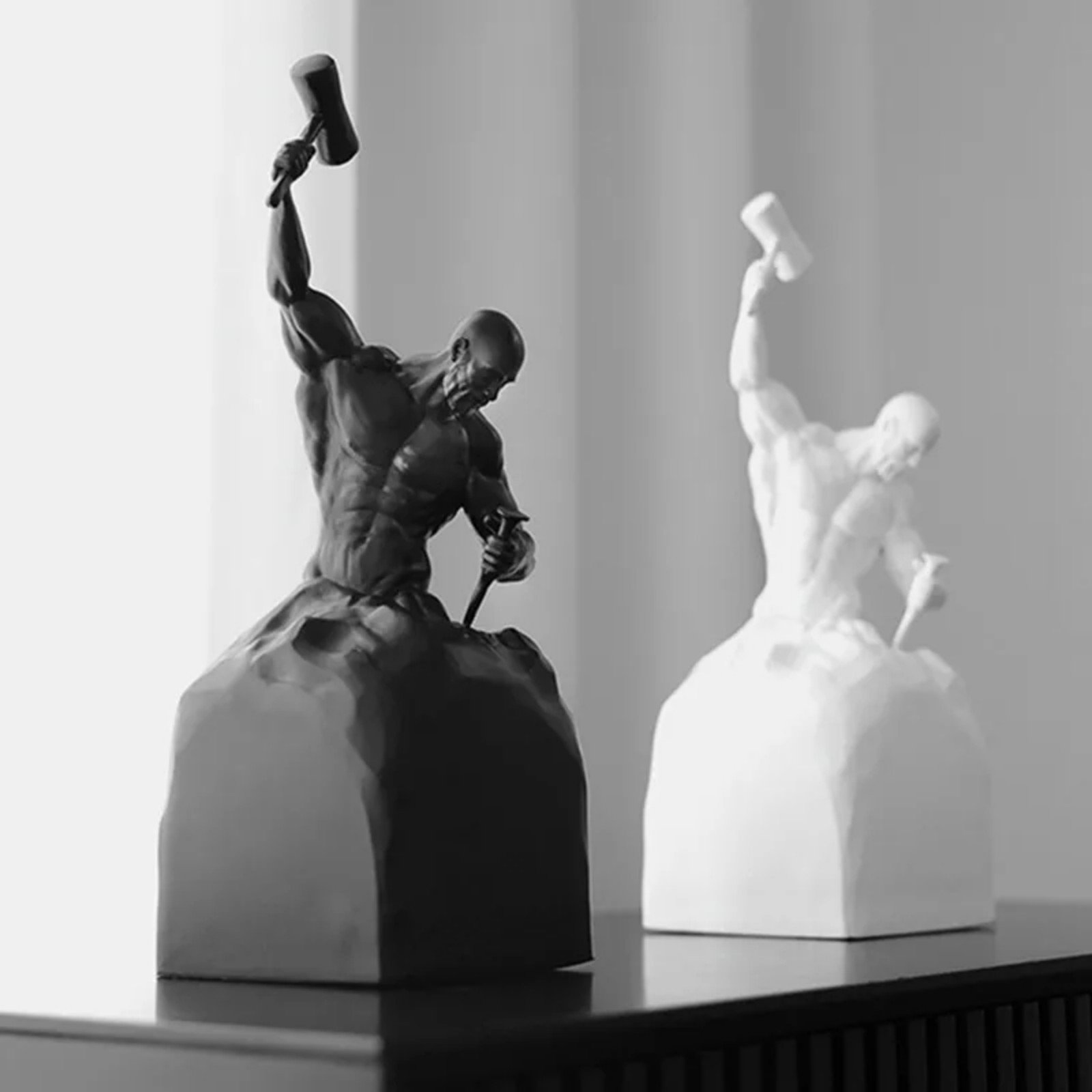 Art Figure Ornament