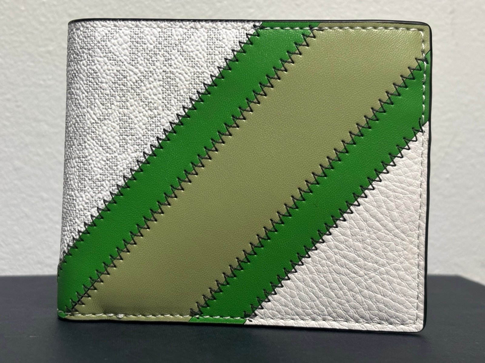 Michael Kors Green and White Leather ‘Cooper’ Billfold NWT