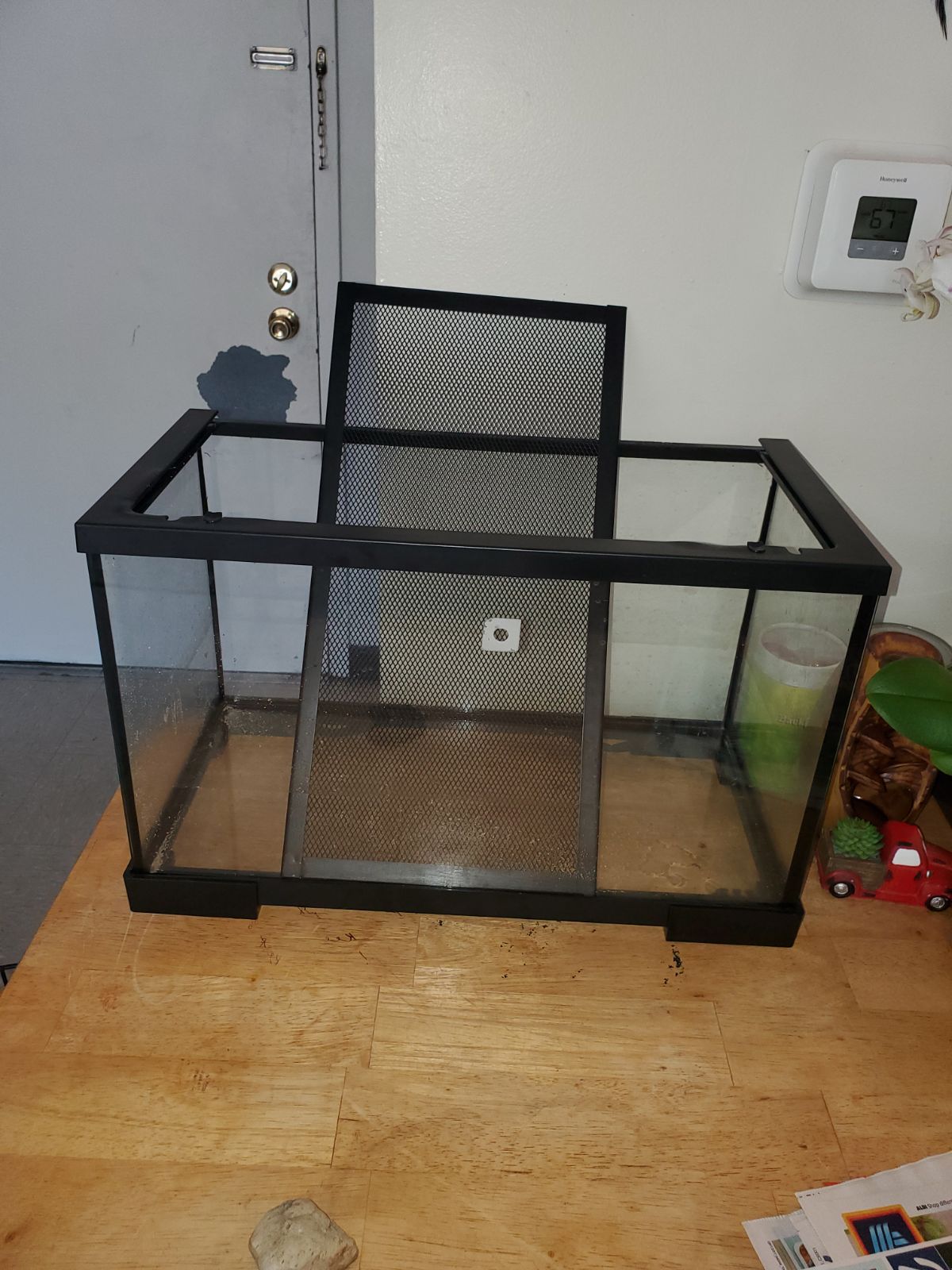 10 gallon reptile tank