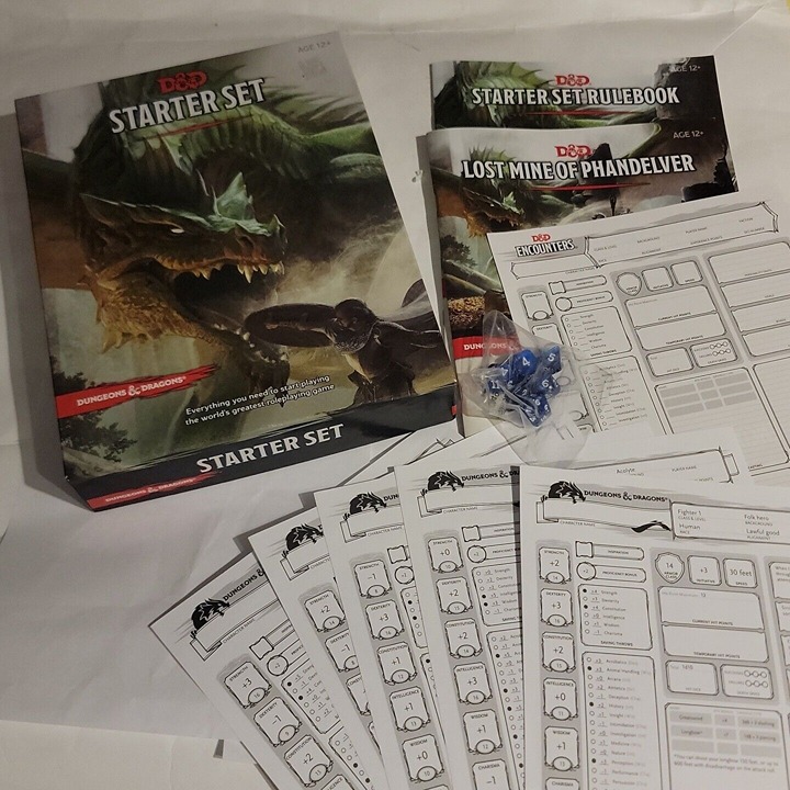 Dungeons & Dragons D&D Starter Set 2014 Complete Role Playing Game