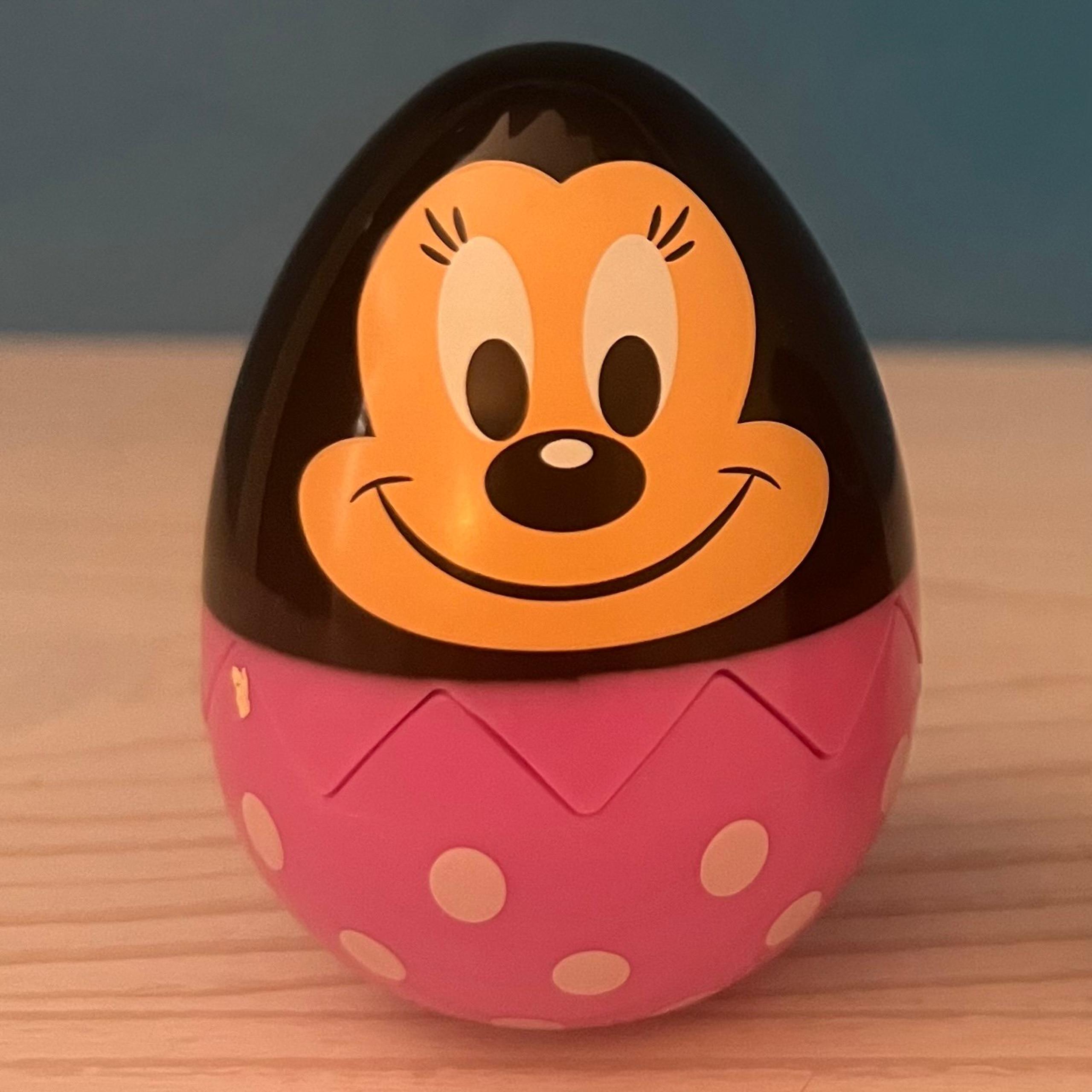 Disney’s Minnie Mouse Pink Disneyland Eggstravaganza 2016 RARE Easter Prize