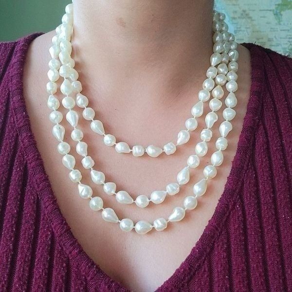 Vinted Handknotted Pearl Necklace