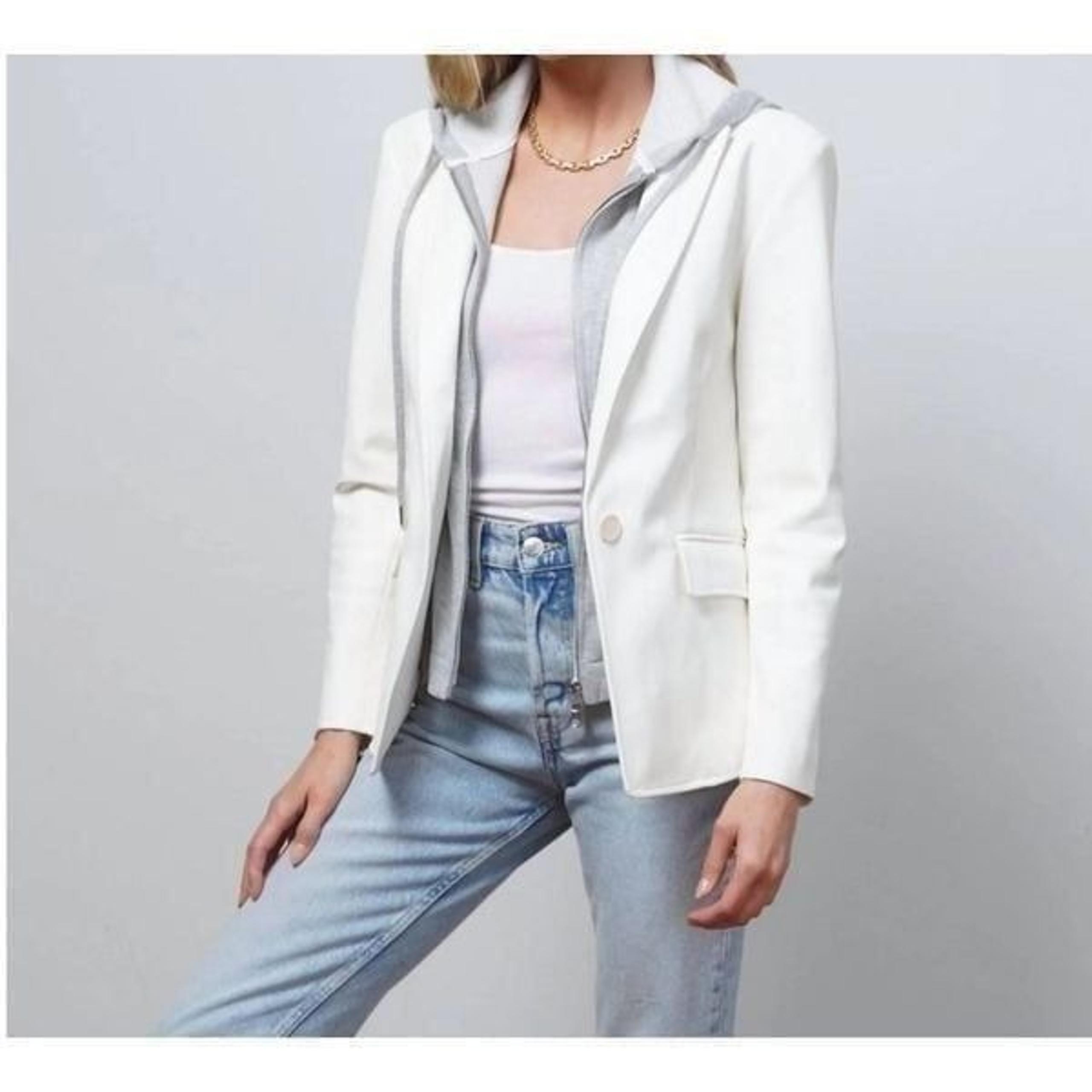 Central Park West NY Women’s White Vegan Leather Jacket Blazer Gray Hood Zip Out
