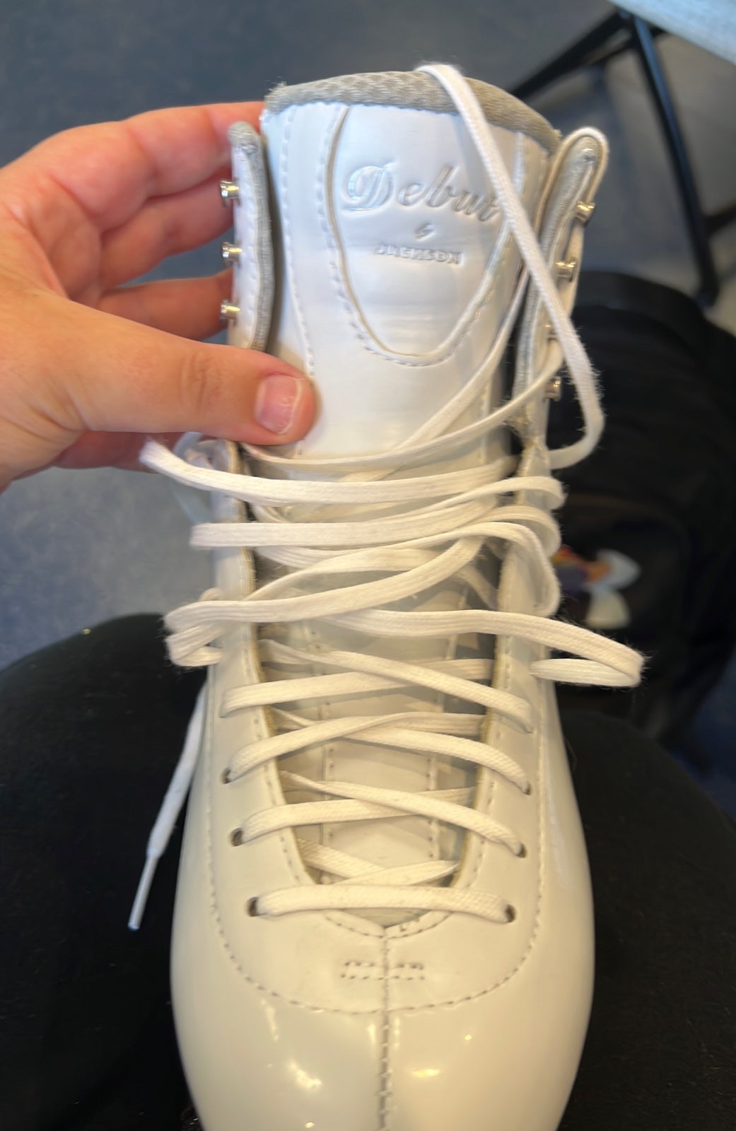 Used Jackson Debu figure skates with ultima elite 8 blades