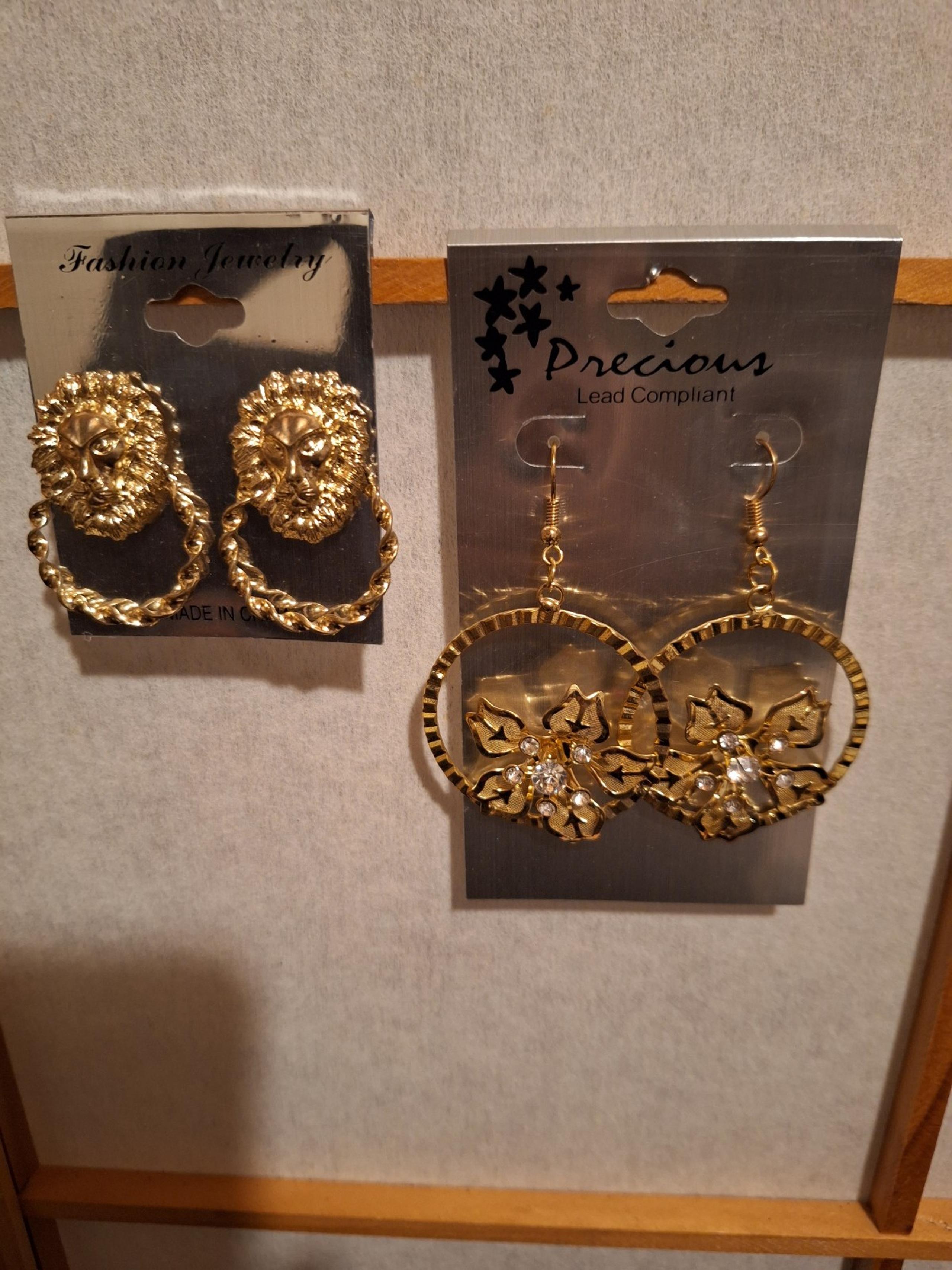 Fashion  earings