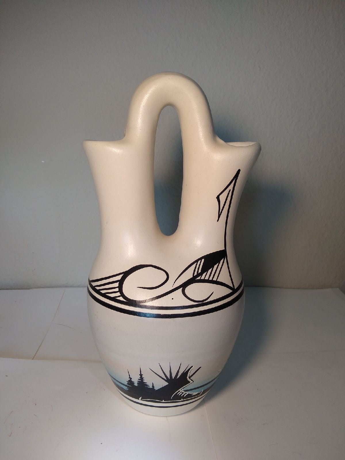 Navajo Indian Pottery 10 Wedding Vase Artist Signed E. Yazzie, Navajo