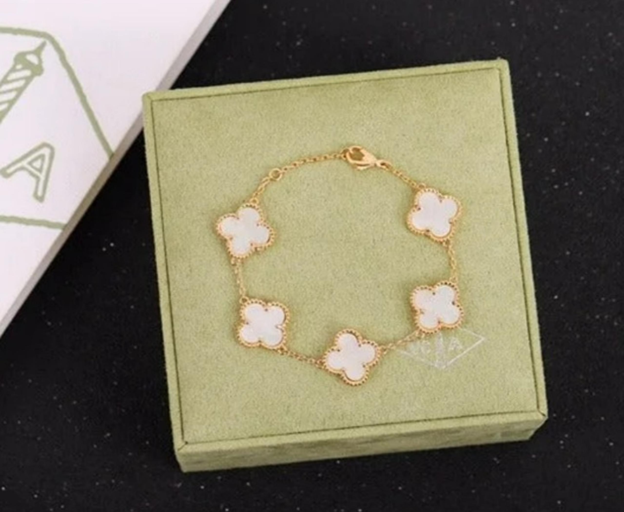 18K Gold Bracelet