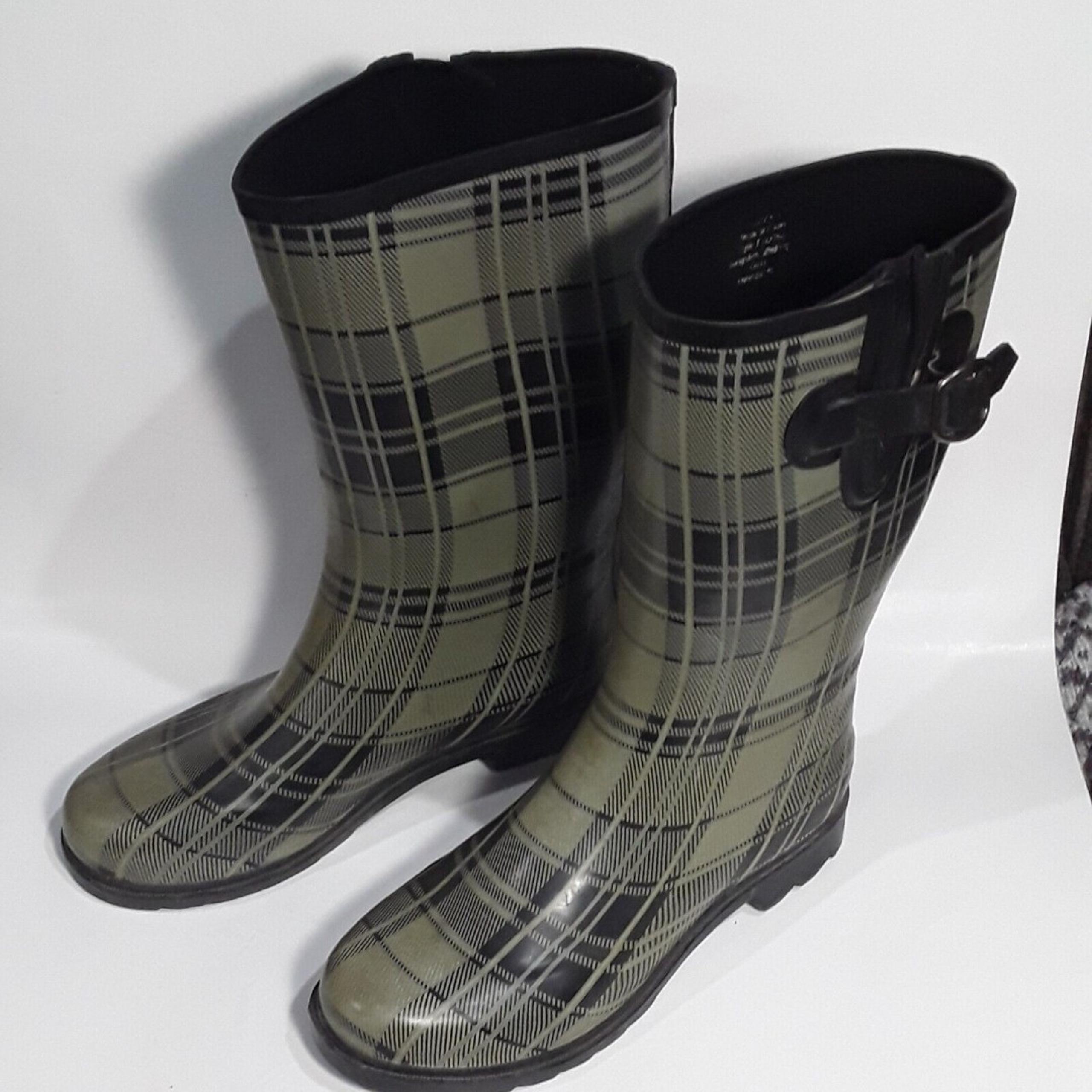 Northside LEXI Womens Green/Black Rubber Rain Boots