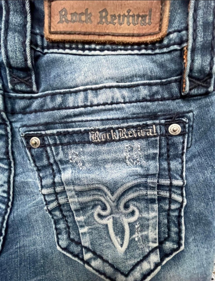 Size 23 Rock Revival