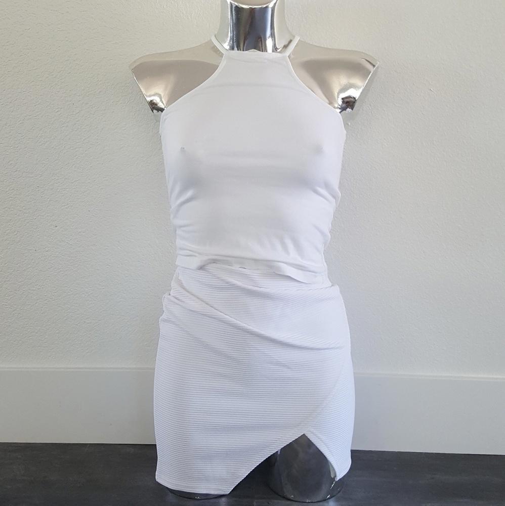 White Solid Melville High Neck Cropped Tank