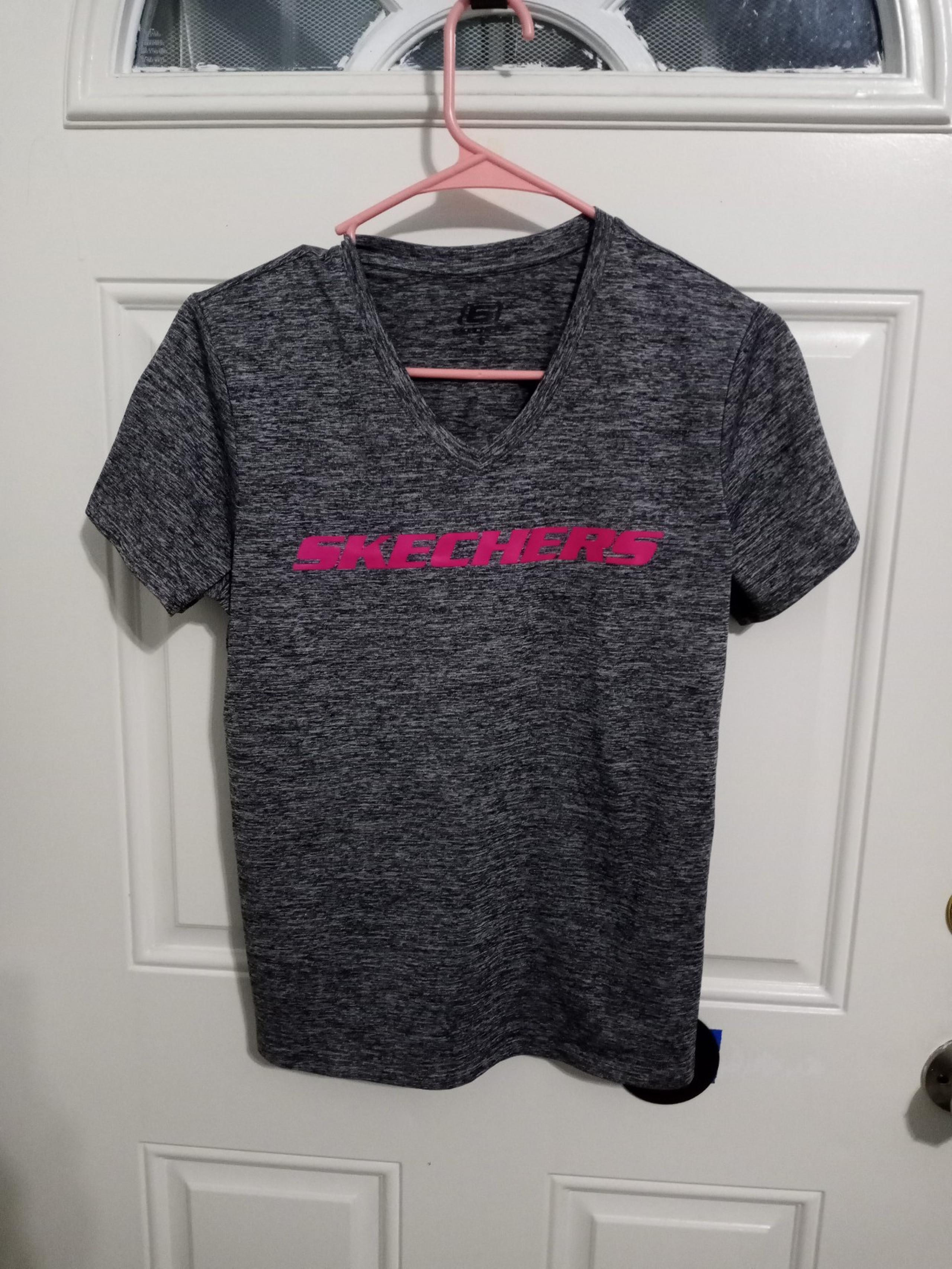 SKECHERS Women's/Junior's Short Sleeve Activewear T-shirt