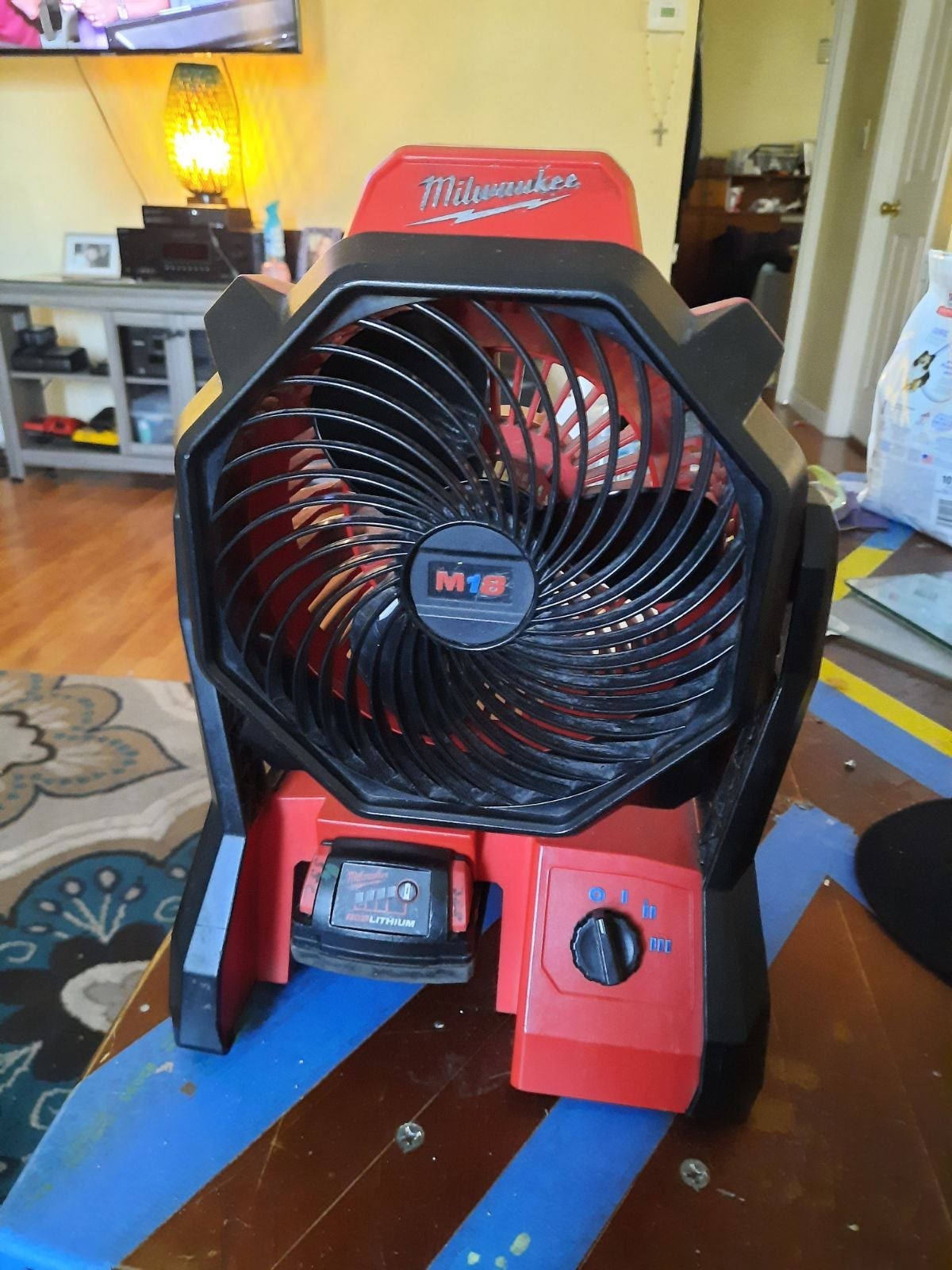 Milwaukee M18 3 Speed Battery Jobsite Fan
