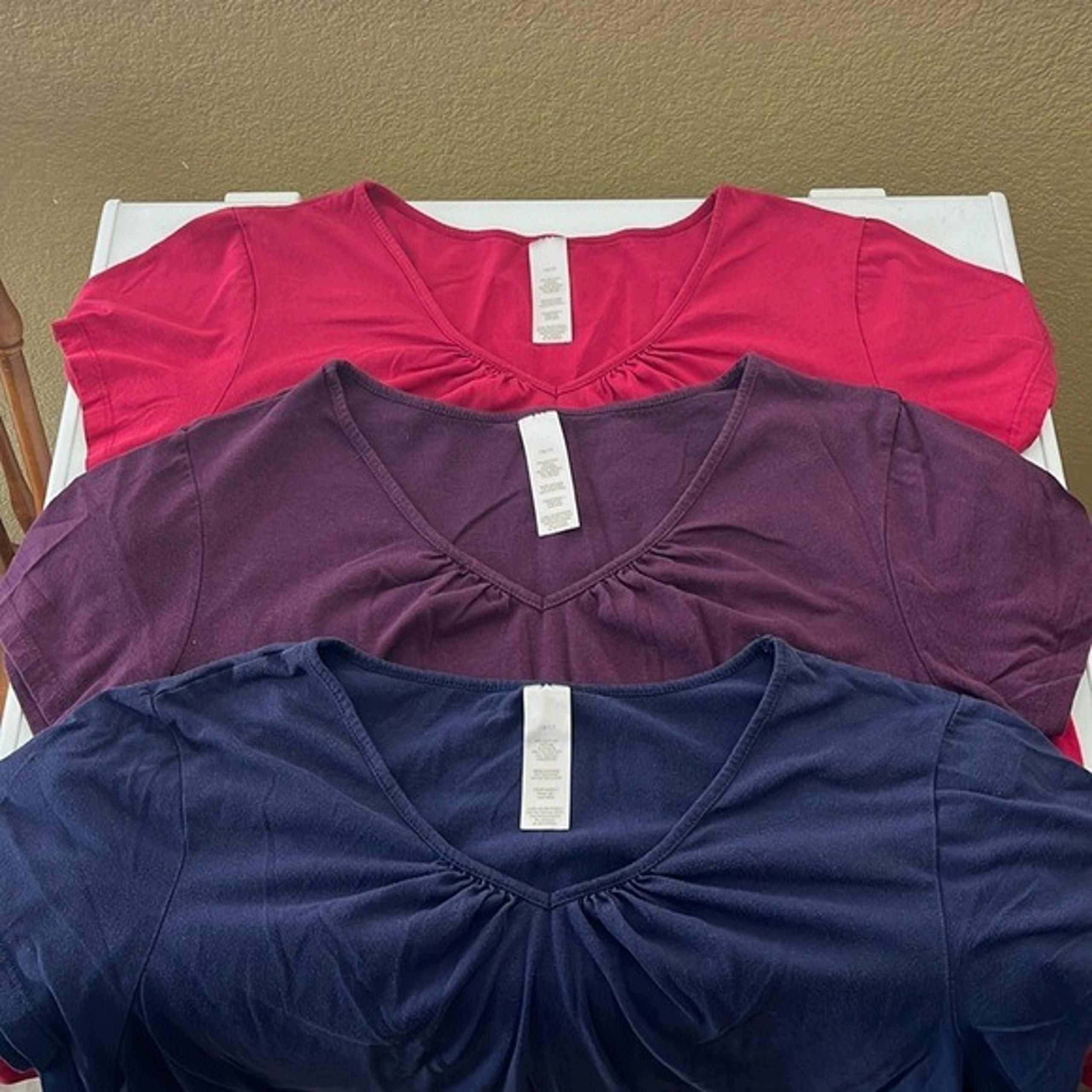 Avon Ruched V-Neck Tee Bundle - Blue/Purple/Red - Size 1X