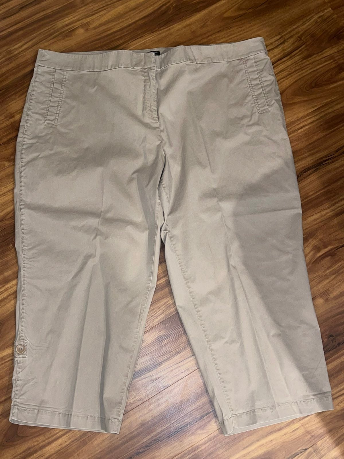 Eileen Fisher summer roll up Capri pants
