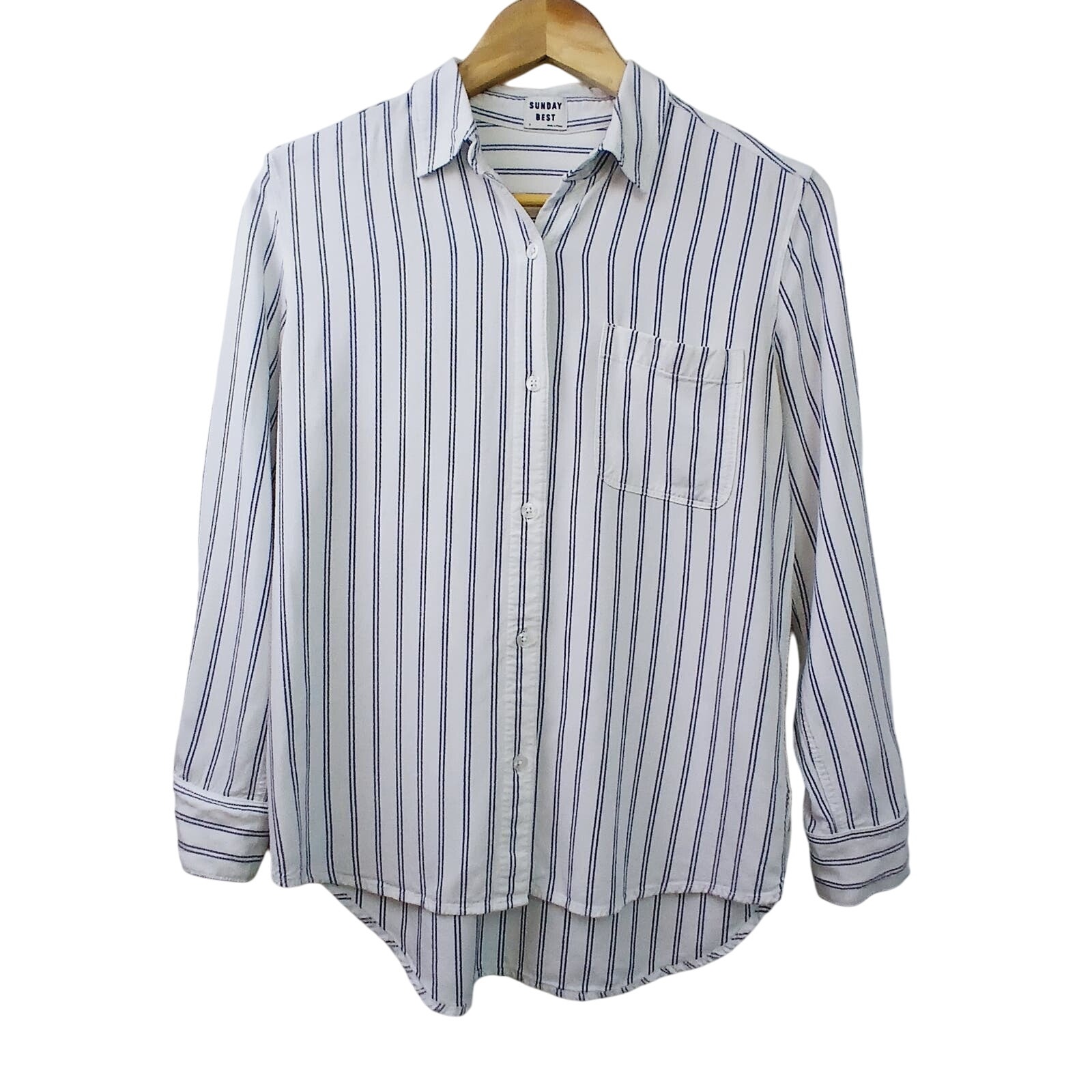 Sunday Best Aritzia SZ S White With Blue Stripes Soft Button Down Shirt