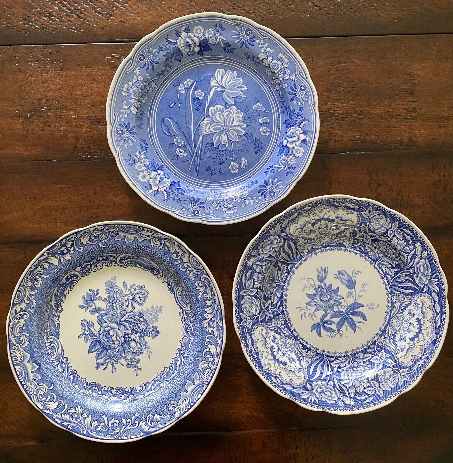 Set of 3 Spode Blue Room Collection Plates