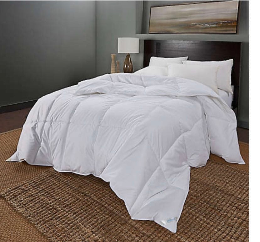 Royal lux comforter size queen