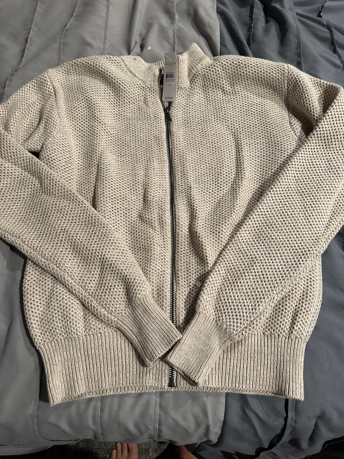 Ann Taylor Factory 100% Cotton Zipper Up Cardigan. Oatmeal/Beige Color. NWT