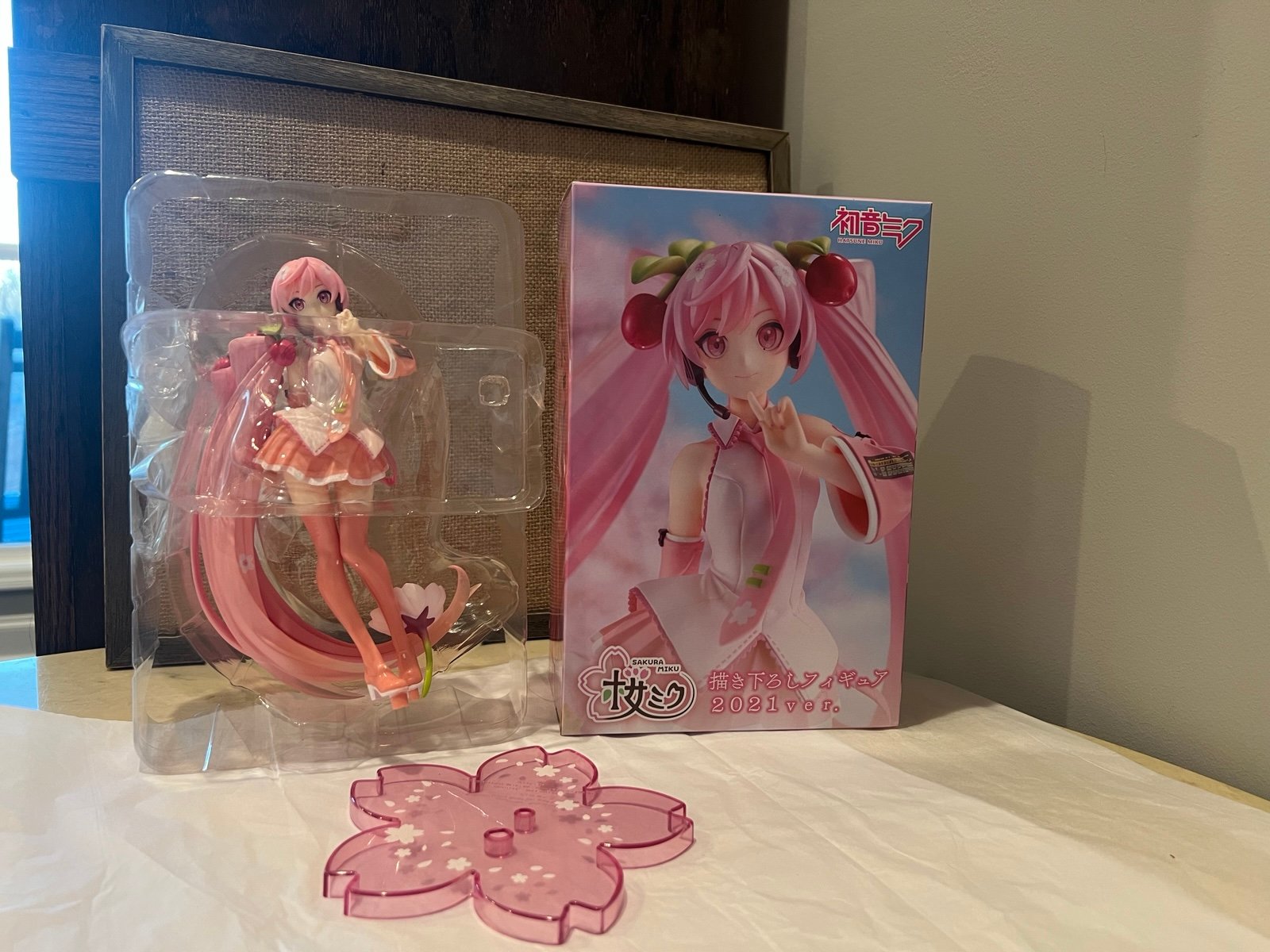 Sakura Miku 2021 Ver. Figure – Taito – Hatsune Miku