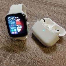 COMBO~Smart Watch Sports Tracker Bluetooth Call + Bluetooth 5.1 Earbuds Earphone