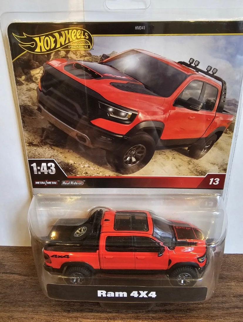 Hot wheels premium 1/43