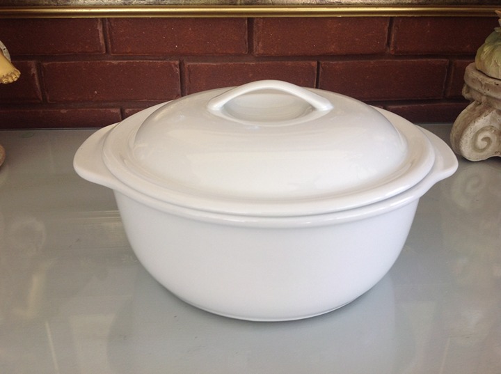Corelle Coordinates Stoneware 2.5 Qt.