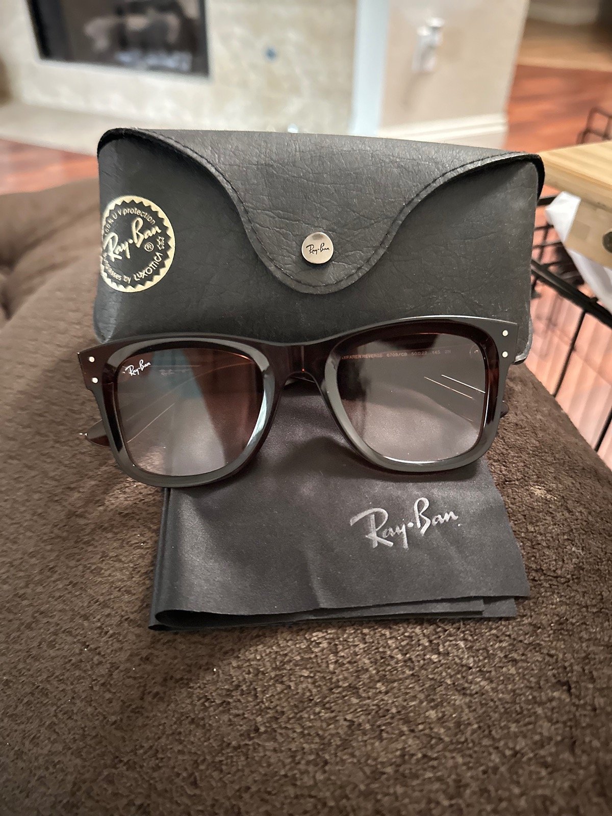 Ray-Ban WAYFARER REVERSE