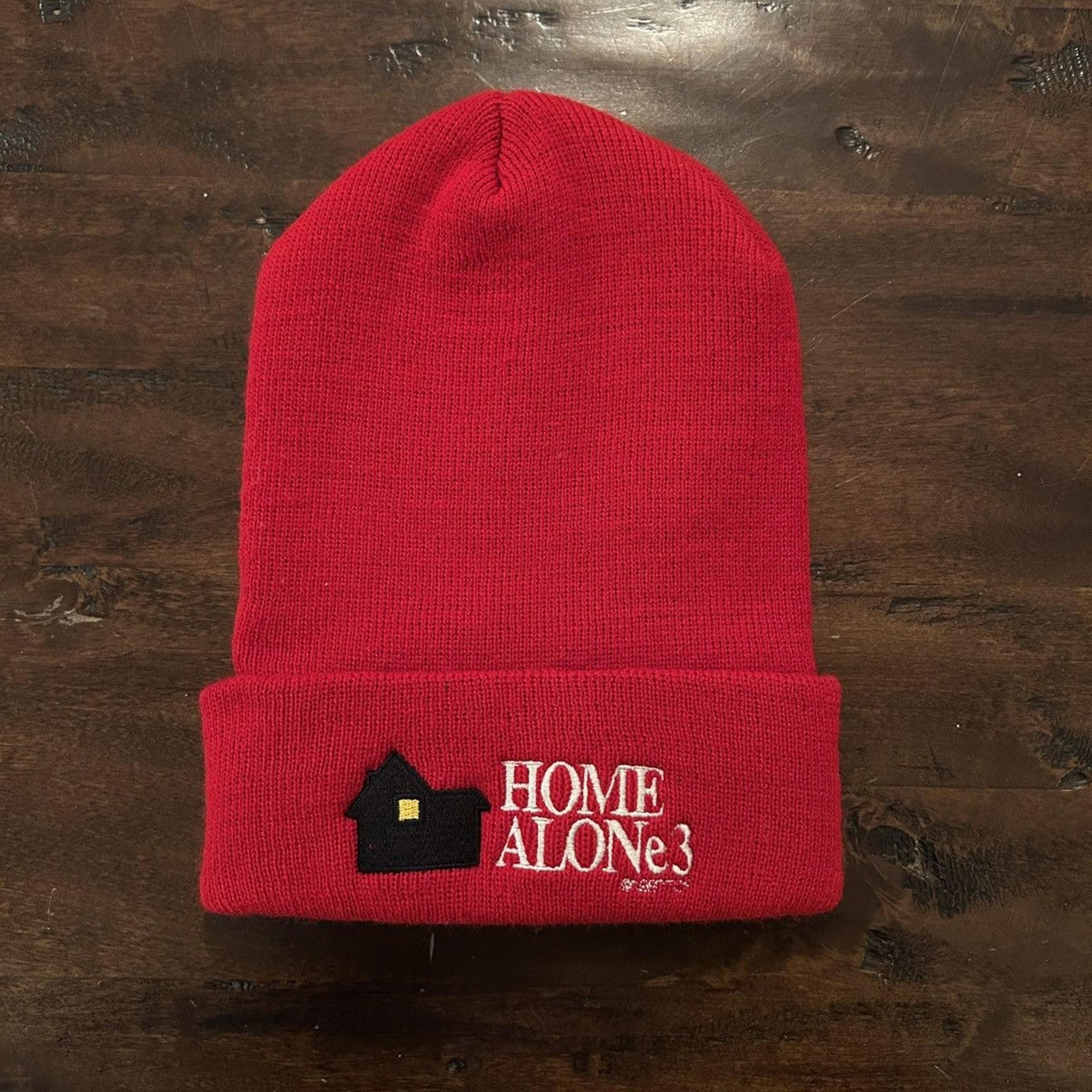 VINTAGE HOME ALONE 3 BEANIE