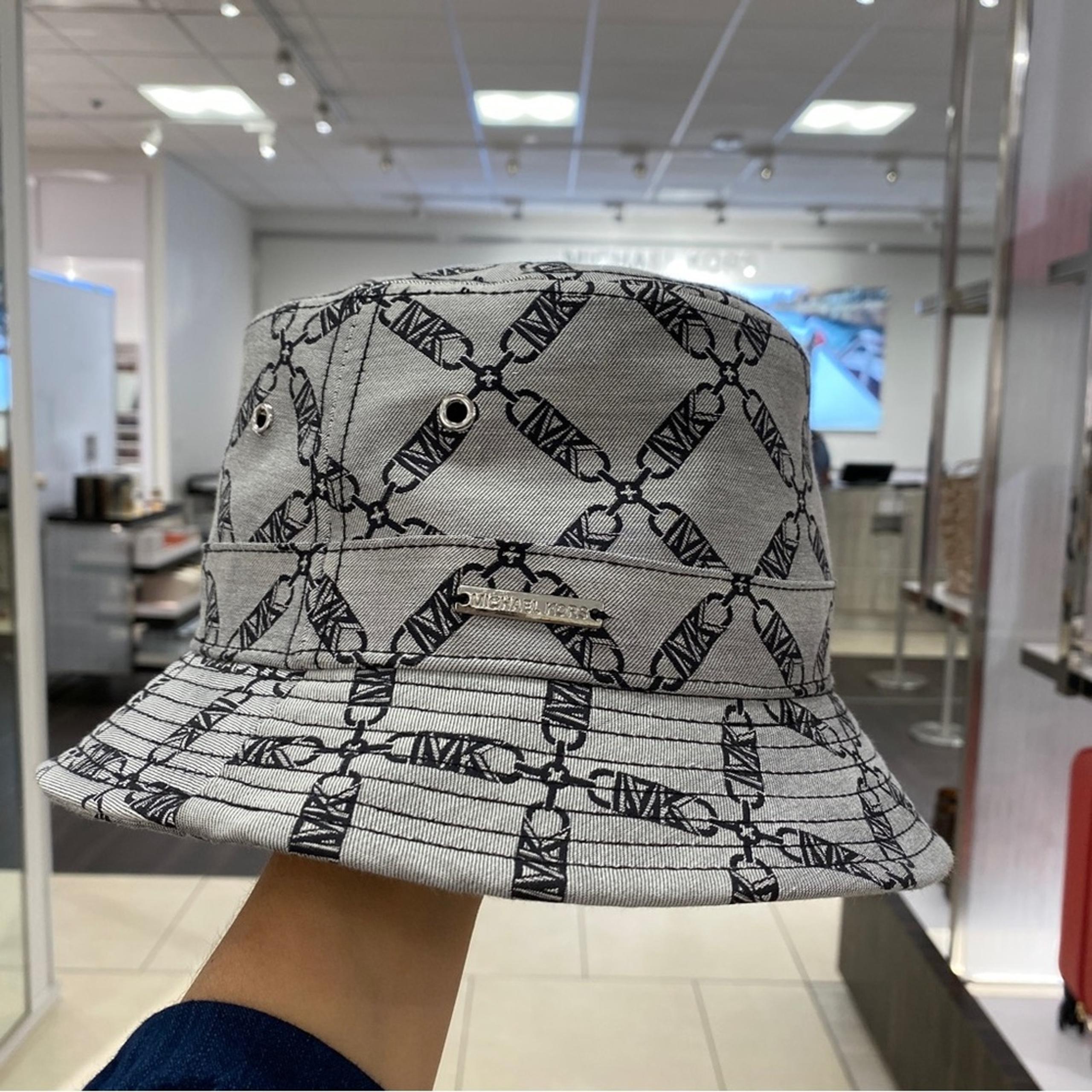MICHAEL KORS Women's Bucket Hat Black MK LOGO OS NEW $98