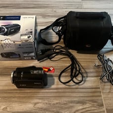 Sony Handycam HDR-XR160 camcorder video recorder camera & carrying case