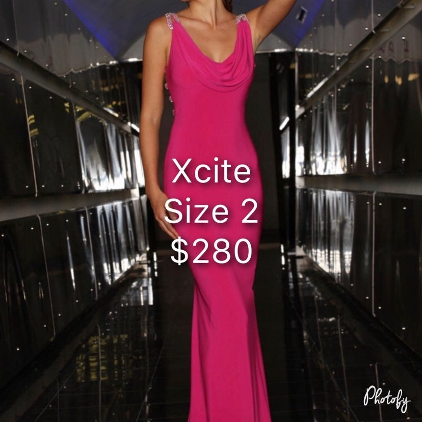 Xcite hot pink size 2 NWT prom dress