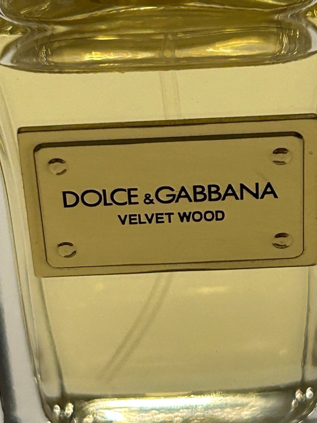 Dolce Gabbana velvet wood 50ml / 1.6 fl Oz excellent Women
