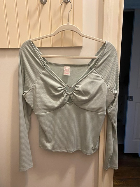 Long sleeve T-shirt
