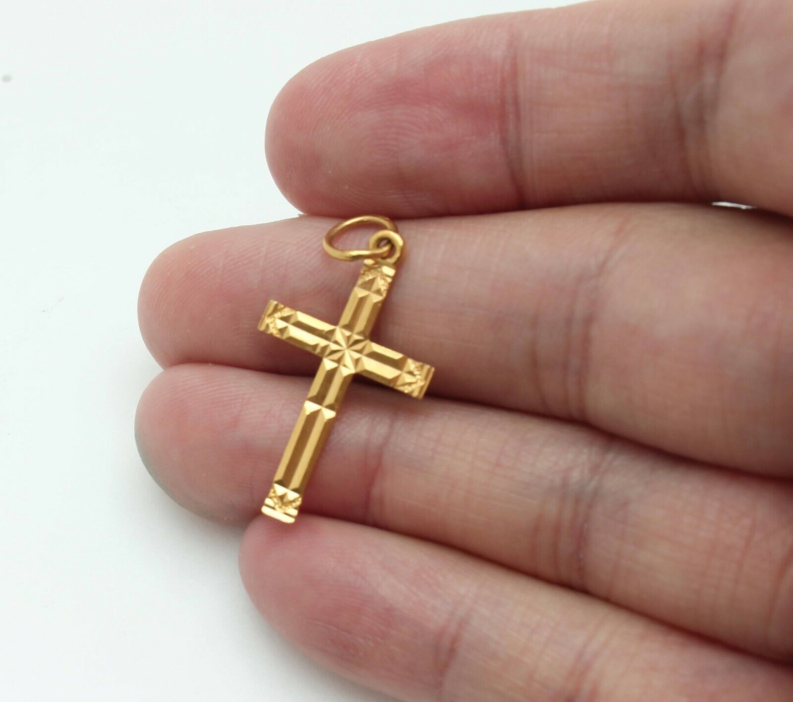 18K GOLD CROSS DIAMOND CUT PENDANT #17