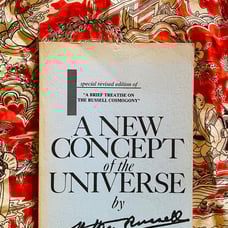 A New Concept of the Universe — Walter Russell — 1989 Pb — Occult / Esoteric