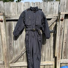 Ossi Skiwear vintage Black snowsuit.