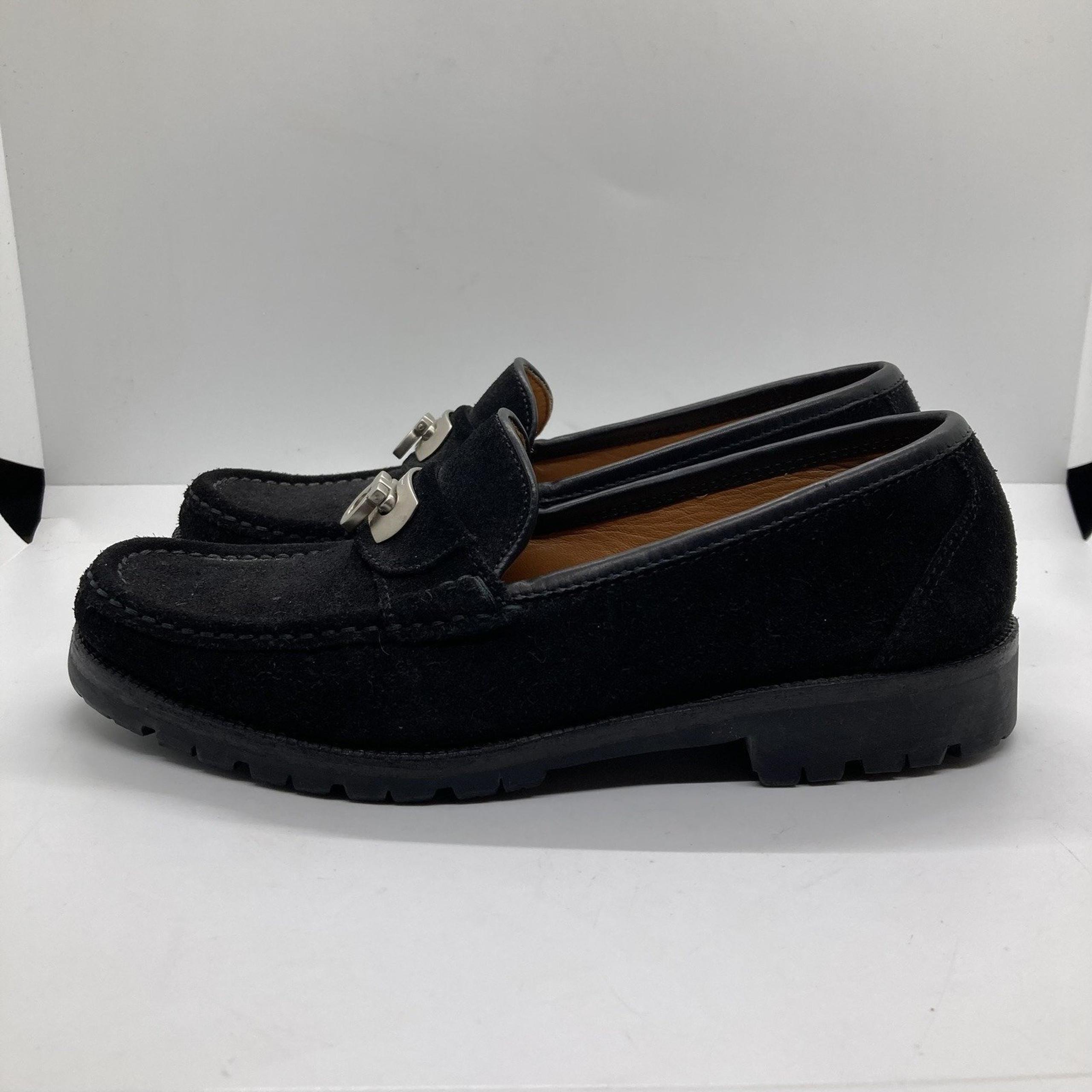 Salvatore Ferragamo Gancini Buckle Black Suede Loafers Womens 5 Lug Sole Size